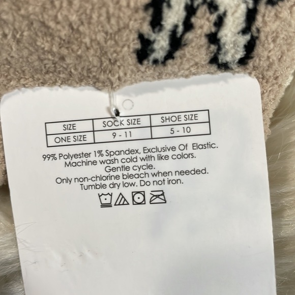 🦋5/$25 Capelli socks - Picture 4 of 4